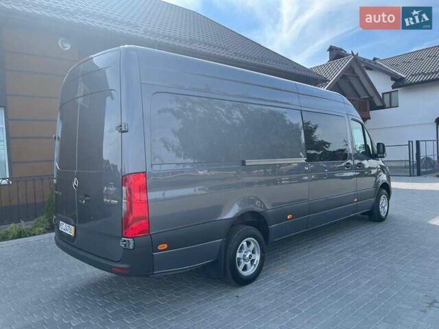Серый Мерседес Sprinter, объемом двигателя 3 л и пробегом 112 тыс. км за 42500 $, фото 3 на Automoto.ua