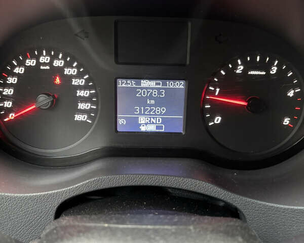 Серый Мерседес Sprinter, объемом двигателя 2.14 л и пробегом 312 тыс. км за 25000 $, фото 11 на Automoto.ua