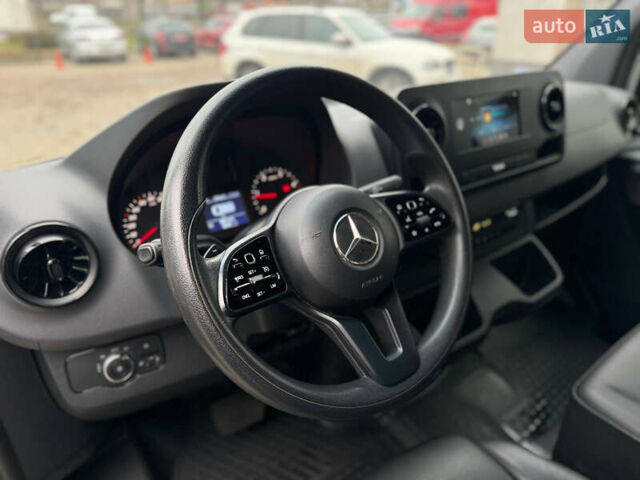 Серый Мерседес Sprinter, объемом двигателя 2.14 л и пробегом 222 тыс. км за 27000 $, фото 11 на Automoto.ua
