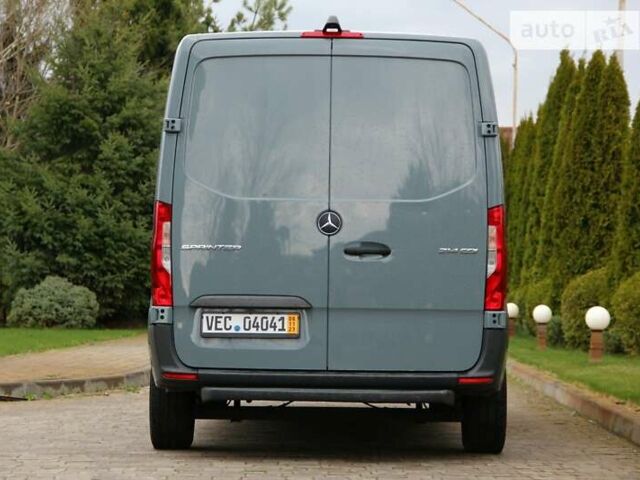 Сірий Мерседес Sprinter, об'ємом двигуна 2.2 л та пробігом 302 тис. км за 20300 $, фото 7 на Automoto.ua