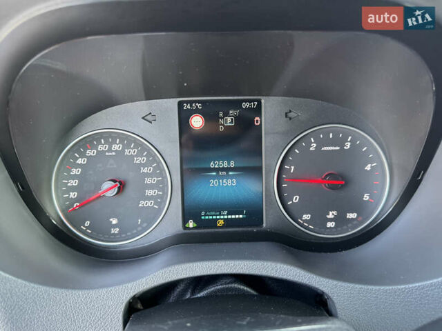 Серый Мерседес Sprinter, объемом двигателя 3 л и пробегом 201 тыс. км за 51290 $, фото 19 на Automoto.ua