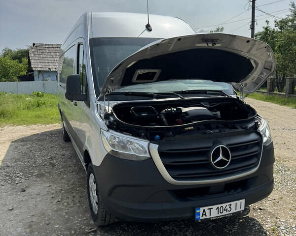 Серый Мерседес Sprinter, объемом двигателя 2.14 л и пробегом 410 тыс. км за 34250 $, фото 12 на Automoto.ua