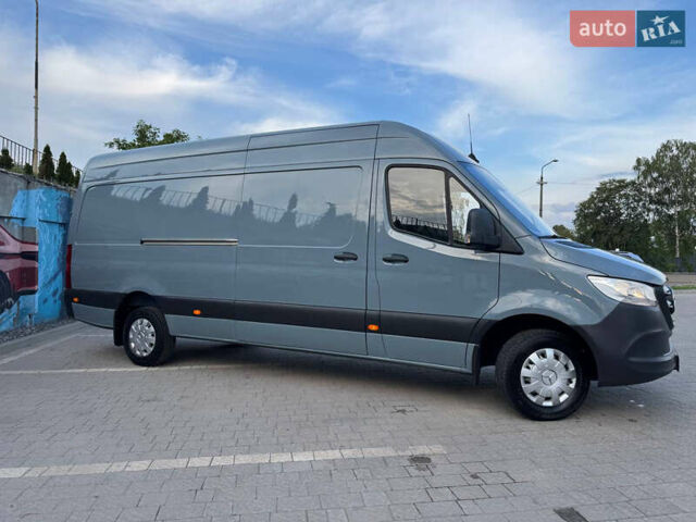 Серый Мерседес Sprinter, объемом двигателя 2.14 л и пробегом 426 тыс. км за 22950 $, фото 12 на Automoto.ua