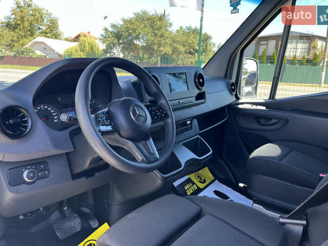 Сірий Мерседес Sprinter, об'ємом двигуна 2.14 л та пробігом 418 тис. км за 36100 $, фото 7 на Automoto.ua