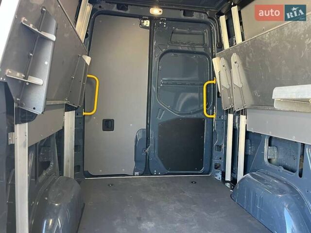 Мерседес Sprinter 2019 в Львове на Automoto.ua Серый Мерседес Sprinter, объемом двигателя 3 л и пробегом 83 тыс. км за 27740 $, фото 23 на Automoto.ua
