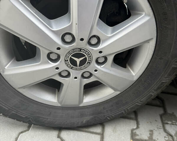 Мерседес Sprinter 2019 у Хотине на Automoto.ua Сірий Мерседес Sprinter, об'ємом двигуна 2.99 л та пробігом 245 тис. км за 52431 $, фото 48 на Automoto.ua