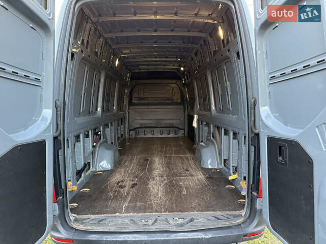 Серый Мерседес Sprinter, объемом двигателя 2.14 л и пробегом 635 тыс. км за 24000 $, фото 17 на Automoto.ua
