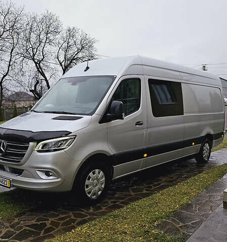 Серый Мерседес Sprinter, объемом двигателя 0 л и пробегом 158 тыс. км за 50970 $, фото 8 на Automoto.ua