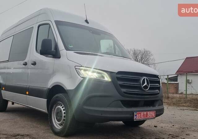 Серый Мерседес Sprinter, объемом двигателя 2.2 л и пробегом 330 тыс. км за 25990 $, фото 54 на Automoto.ua