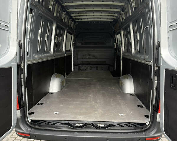 Сірий Мерседес Sprinter, об'ємом двигуна 3 л та пробігом 99 тис. км за 46900 $, фото 31 на Automoto.ua
