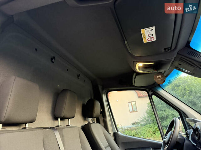 Серый Мерседес Sprinter, объемом двигателя 2.14 л и пробегом 635 тыс. км за 24000 $, фото 16 на Automoto.ua