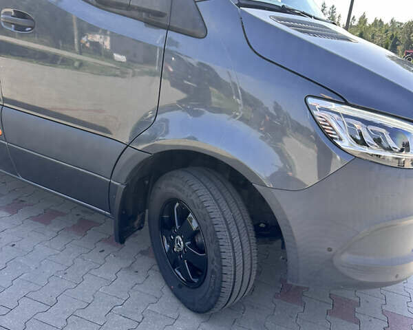Мерседес Sprinter 2019 у Хотине на Automoto.ua Сірий Мерседес Sprinter, об'ємом двигуна 2.99 л та пробігом 245 тис. км за 52431 $, фото 24 на Automoto.ua