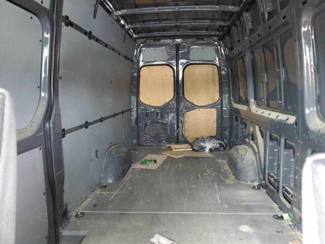 Серый Мерседес Sprinter, объемом двигателя 3 л и пробегом 77 тыс. км за 10000 $, фото 9 на Automoto.ua