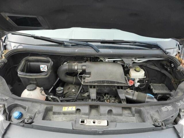 Серый Мерседес Sprinter, объемом двигателя 3 л и пробегом 77 тыс. км за 10000 $, фото 11 на Automoto.ua