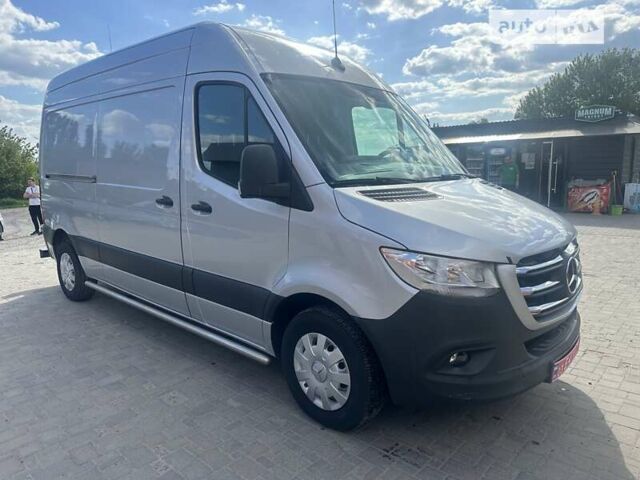 Серый Мерседес Sprinter, объемом двигателя 0 л и пробегом 260 тыс. км за 26500 $, фото 20 на Automoto.ua