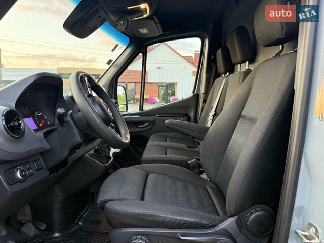 Серый Мерседес Sprinter, объемом двигателя 2.14 л и пробегом 635 тыс. км за 24000 $, фото 7 на Automoto.ua
