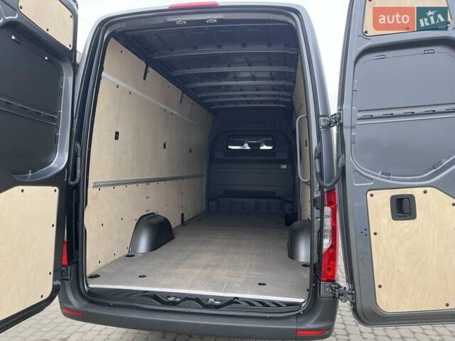 Серый Мерседес Sprinter, объемом двигателя 3 л и пробегом 112 тыс. км за 41490 $, фото 7 на Automoto.ua