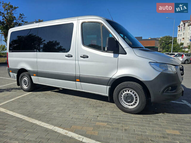 Серый Мерседес Sprinter, объемом двигателя 2.1 л и пробегом 150 тыс. км за 35900 $, фото 4 на Automoto.ua