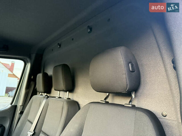 Серый Мерседес Sprinter, объемом двигателя 2.14 л и пробегом 635 тыс. км за 24000 $, фото 12 на Automoto.ua