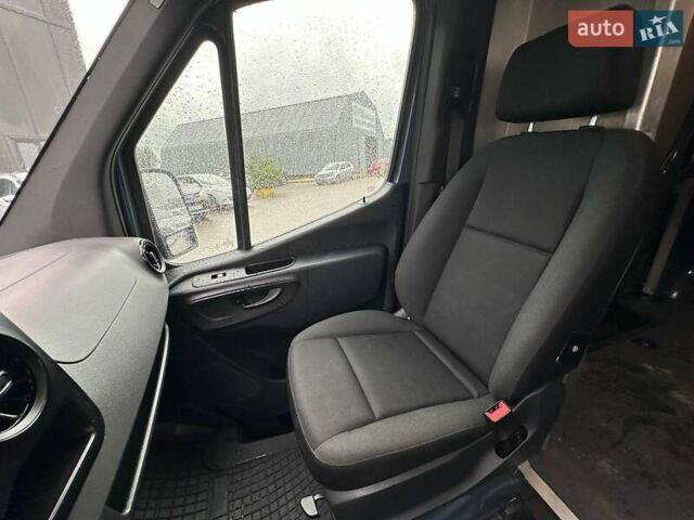Серый Мерседес Sprinter, объемом двигателя 3 л и пробегом 83 тыс. км за 28900 $, фото 24 на Automoto.ua