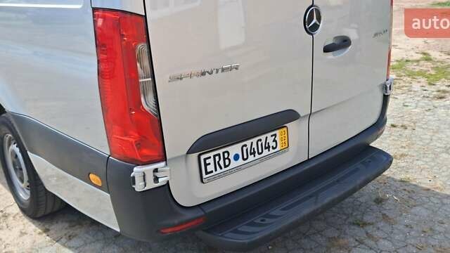 Сірий Мерседес Sprinter, об'ємом двигуна 2.14 л та пробігом 98 тис. км за 29999 $, фото 36 на Automoto.ua