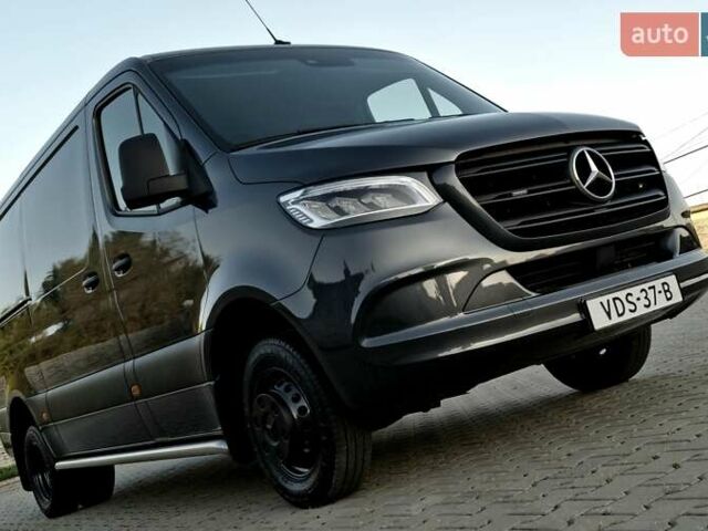 Серый Мерседес Sprinter, объемом двигателя 2.2 л и пробегом 316 тыс. км за 34500 $, фото 17 на Automoto.ua
