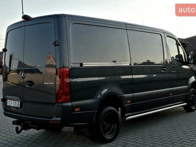Серый Мерседес Sprinter, объемом двигателя 2.2 л и пробегом 316 тыс. км за 34500 $, фото 22 на Automoto.ua
