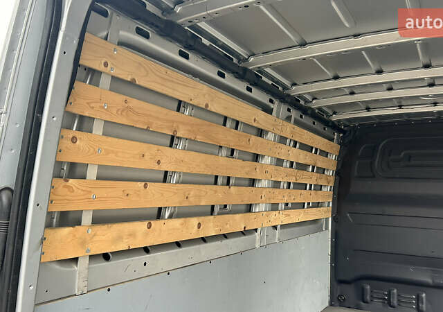Серый Мерседес Sprinter, объемом двигателя 2.2 л и пробегом 314 тыс. км за 27250 $, фото 14 на Automoto.ua