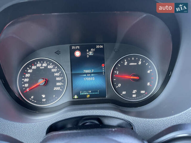 Сірий Мерседес Sprinter, об'ємом двигуна 2.14 л та пробігом 170 тис. км за 39500 $, фото 43 на Automoto.ua