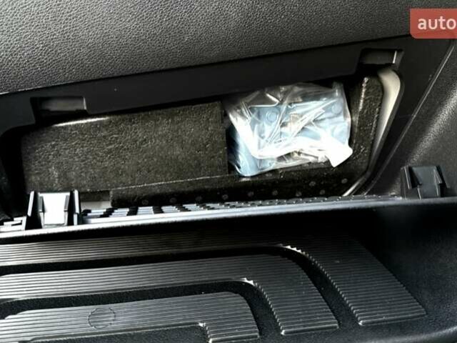 Серый Мерседес Sprinter, объемом двигателя 2.2 л и пробегом 316 тыс. км за 34500 $, фото 64 на Automoto.ua