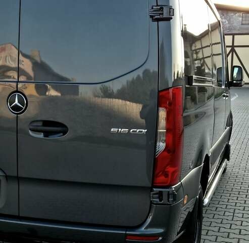 Серый Мерседес Sprinter, объемом двигателя 2.2 л и пробегом 316 тыс. км за 34500 $, фото 28 на Automoto.ua