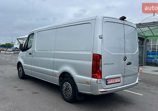 Сірий Мерседес Sprinter, об'ємом двигуна 2.2 л та пробігом 315 тис. км за 27700 $, фото 9 на Automoto.ua