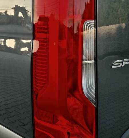 Серый Мерседес Sprinter, объемом двигателя 2.2 л и пробегом 316 тыс. км за 34500 $, фото 36 на Automoto.ua