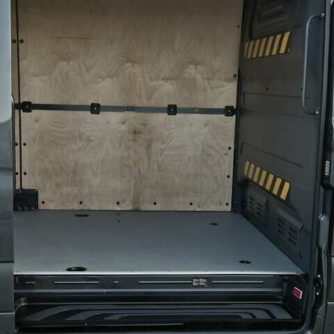 Серый Мерседес Sprinter, объемом двигателя 1.95 л и пробегом 316 тыс. км за 34900 $, фото 118 на Automoto.ua