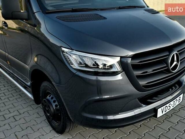 Серый Мерседес Sprinter, объемом двигателя 2.2 л и пробегом 316 тыс. км за 34500 $, фото 14 на Automoto.ua
