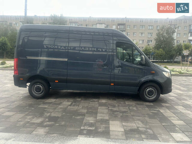 Серый Мерседес Sprinter, объемом двигателя 2.2 л и пробегом 77 тыс. км за 26000 $, фото 1 на Automoto.ua