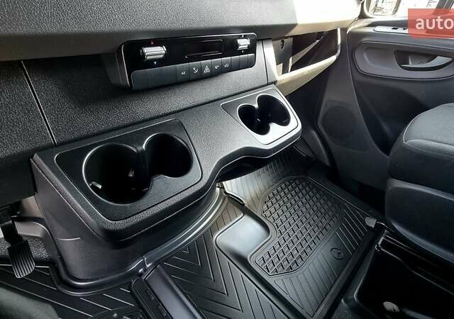 Серый Мерседес Sprinter, объемом двигателя 2.2 л и пробегом 316 тыс. км за 34500 $, фото 78 на Automoto.ua