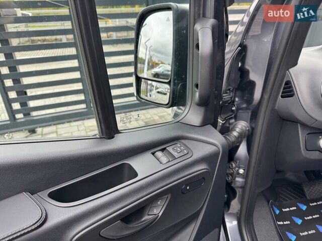 Серый Мерседес Sprinter, объемом двигателя 3 л и пробегом 94 тыс. км за 74900 $, фото 13 на Automoto.ua