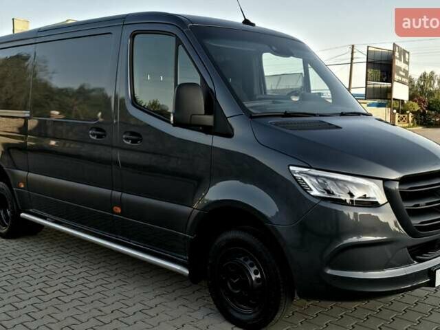 Серый Мерседес Sprinter, объемом двигателя 2.2 л и пробегом 316 тыс. км за 34500 $, фото 15 на Automoto.ua