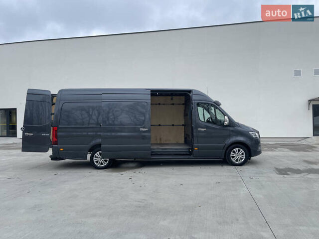 Серый Мерседес Sprinter, объемом двигателя 2.2 л и пробегом 170 тыс. км за 40500 $, фото 16 на Automoto.ua