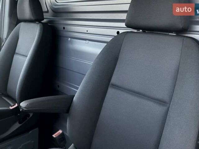 Серый Мерседес Sprinter, объемом двигателя 2.2 л и пробегом 316 тыс. км за 34500 $, фото 82 на Automoto.ua