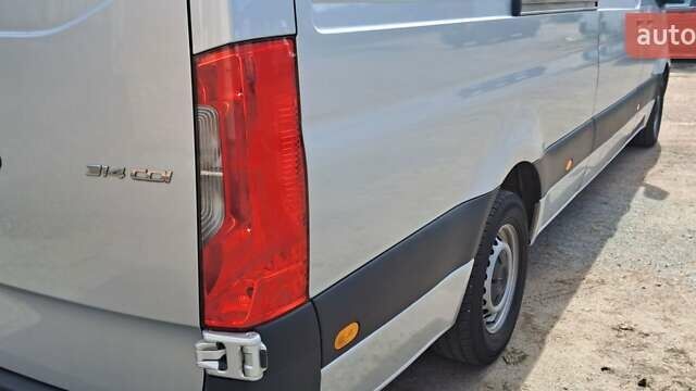 Сірий Мерседес Sprinter, об'ємом двигуна 2.14 л та пробігом 98 тис. км за 29999 $, фото 33 на Automoto.ua