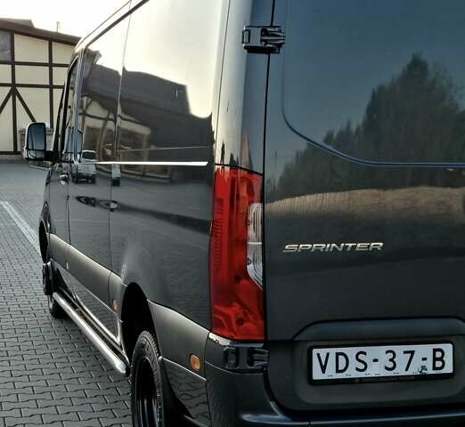 Серый Мерседес Sprinter, объемом двигателя 2.2 л и пробегом 316 тыс. км за 34500 $, фото 27 на Automoto.ua