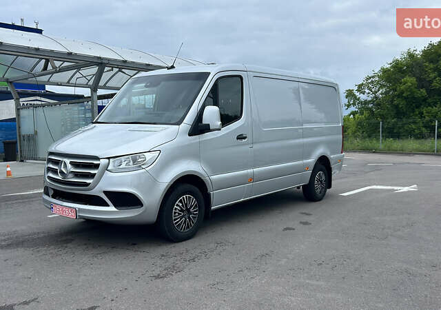 Сірий Мерседес Sprinter, об'ємом двигуна 2.2 л та пробігом 315 тис. км за 27700 $, фото 1 на Automoto.ua