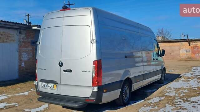 Серый Мерседес Sprinter, объемом двигателя 2.15 л и пробегом 98 тыс. км за 28990 $, фото 16 на Automoto.ua