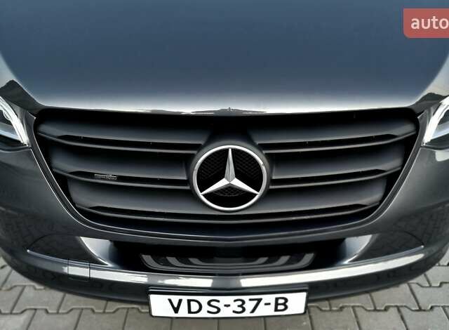 Серый Мерседес Sprinter, объемом двигателя 2.2 л и пробегом 316 тыс. км за 34500 $, фото 8 на Automoto.ua