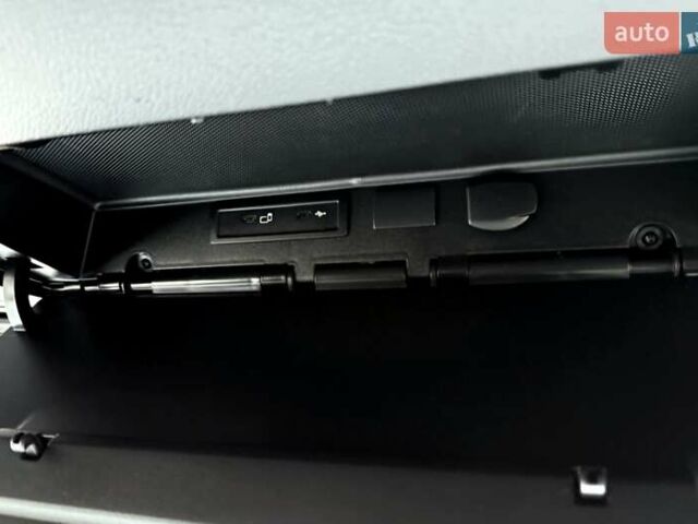 Серый Мерседес Sprinter, объемом двигателя 2.2 л и пробегом 316 тыс. км за 34500 $, фото 84 на Automoto.ua