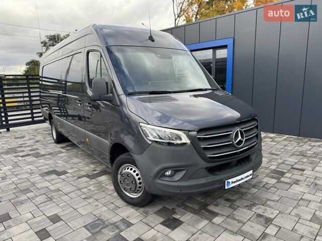 Серый Мерседес Sprinter, объемом двигателя 3 л и пробегом 94 тыс. км за 74900 $, фото 5 на Automoto.ua
