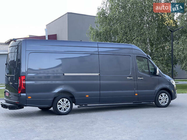 Серый Мерседес Sprinter, объемом двигателя 2.14 л и пробегом 170 тыс. км за 39999 $, фото 16 на Automoto.ua