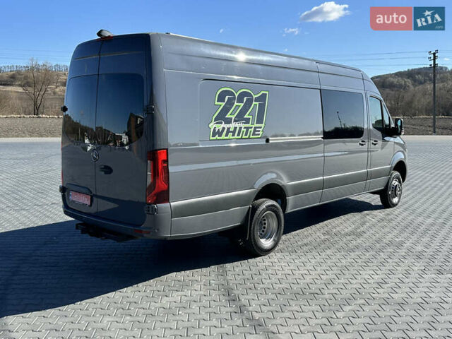 Серый Мерседес Sprinter, объемом двигателя 2.99 л и пробегом 154 тыс. км за 57500 $, фото 9 на Automoto.ua